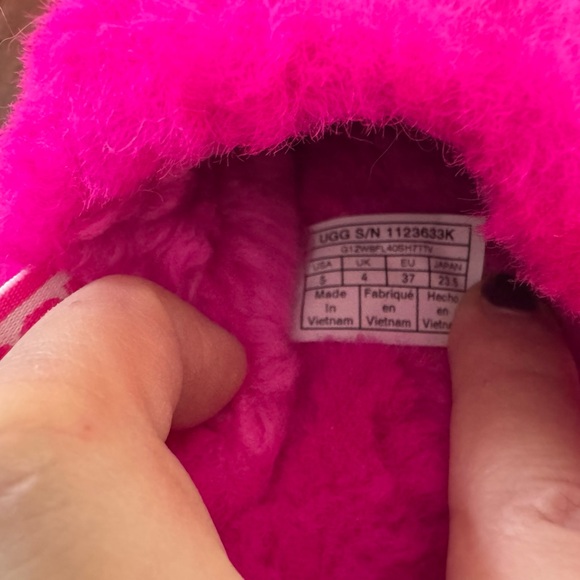 UGG Fluff Yea clog - Picture 2 of 5